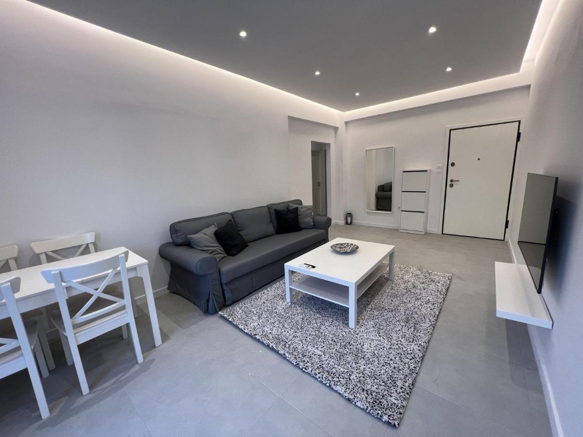 Comfy Apartment In Nea Smirni Athens Ngoại thất bức ảnh