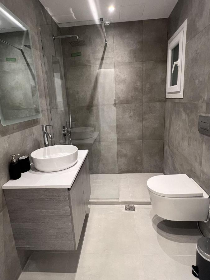 Comfy Apartment In Nea Smirni Athens Ngoại thất bức ảnh