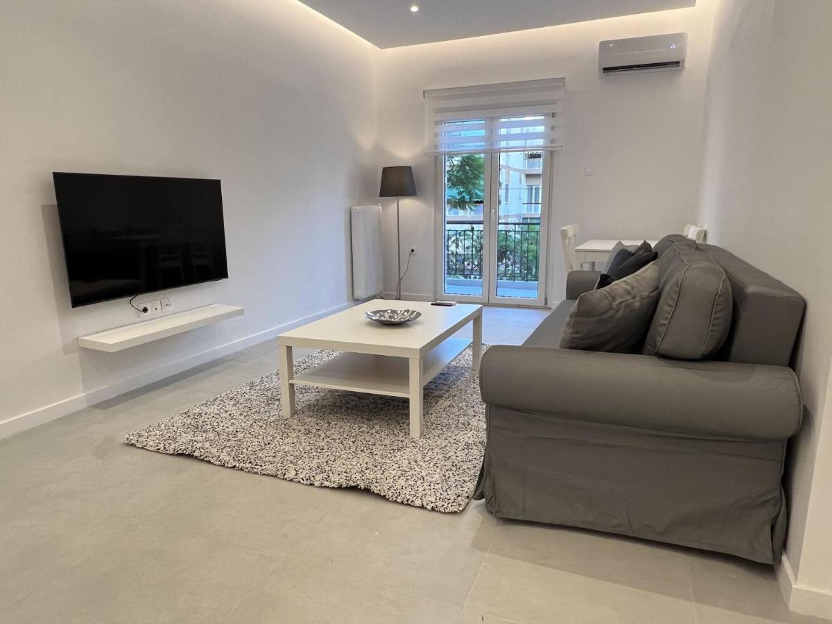 Comfy Apartment In Nea Smirni Athens Ngoại thất bức ảnh